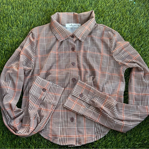 Molly green Plaid Button-Up Shirt - Picture 1 of 8